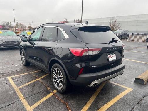 2020 Ford Escape SEL