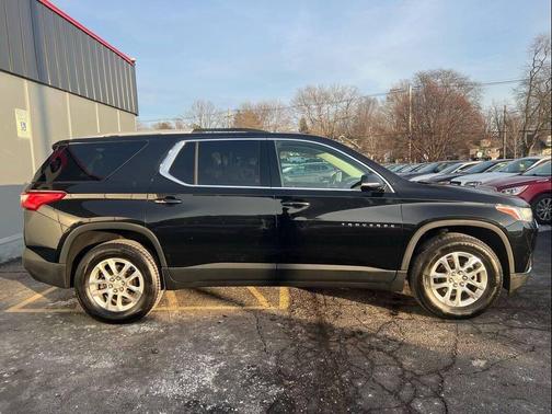 2018 Chevrolet Traverse LT Cloth