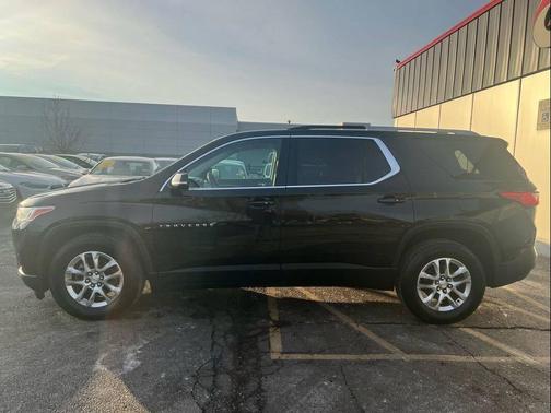 2018 Chevrolet Traverse LT Cloth