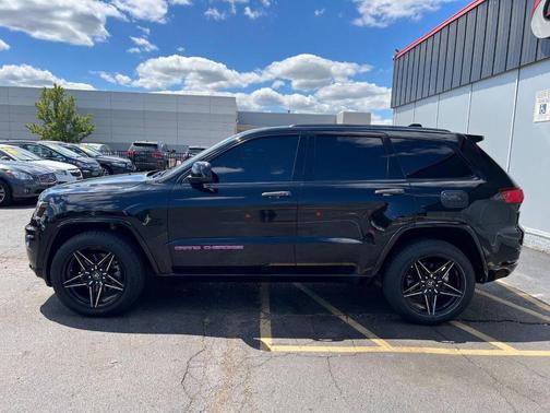 2021 Jeep Grand Cherokee Laredo