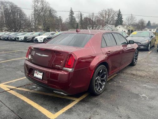 2019 Chrysler 300 S