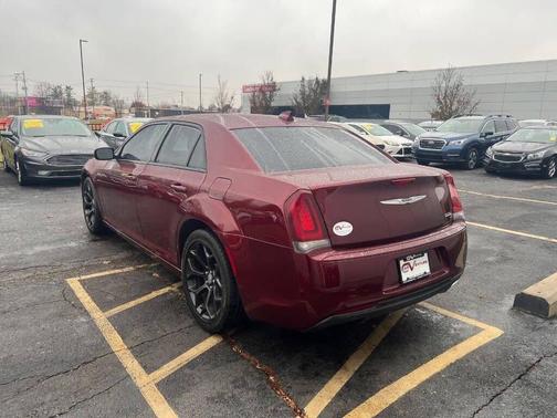 2019 Chrysler 300 S