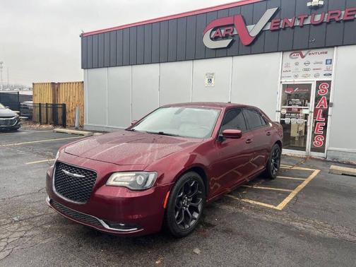 2019 Chrysler 300 S