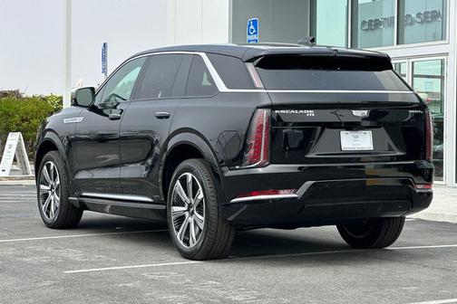 2025 Cadillac Escalade IQ Luxury 1