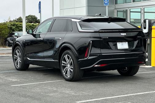 2025 Cadillac LYRIQ Luxury