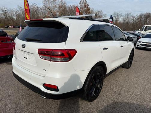 2019 Kia Sorento S