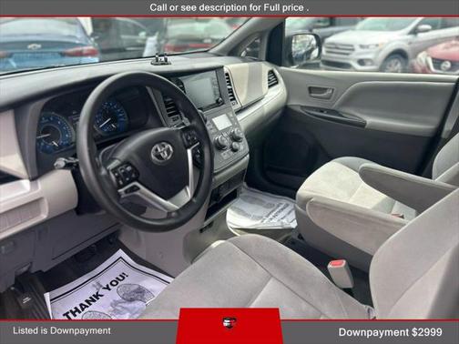 2019 Toyota Sienna SE