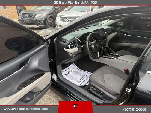 Black 2022 Toyota Camry LE