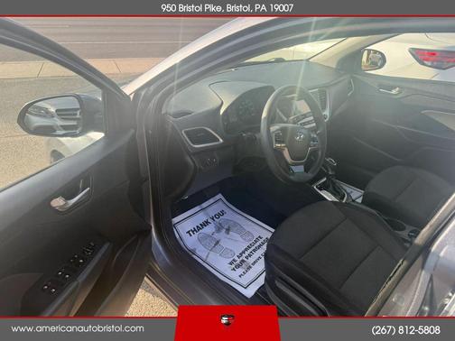 Urban Gray Metallic 2019 Hyundai Accent SE