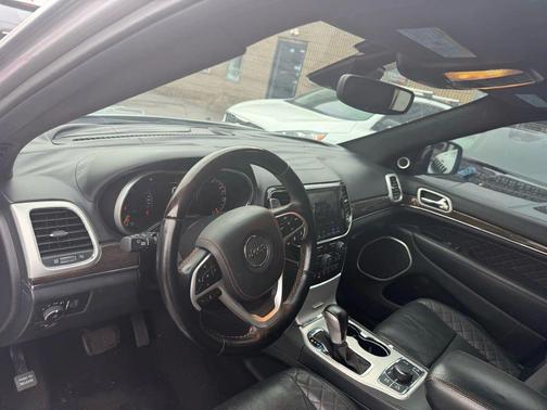 2020 Jeep Grand Cherokee Summit