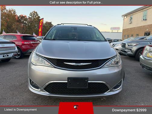 2017 Chrysler Pacifica Touring-L