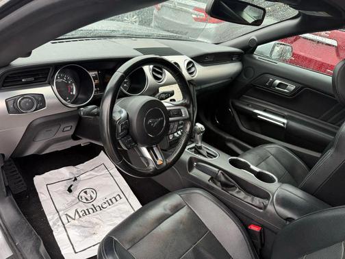 2020 Ford Mustang EcoBoost Premium