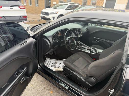 2017 Dodge Challenger R/T