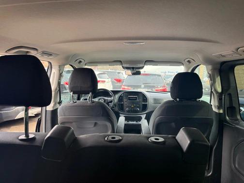 2019 Mercedes-Benz Metris Base