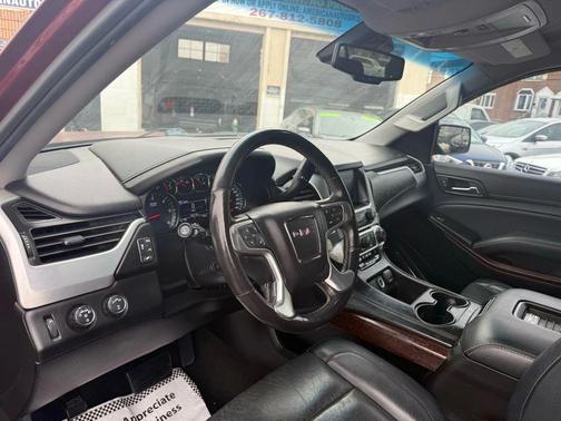 2017 GMC Yukon XL SLT