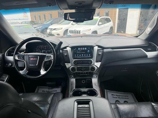 2017 GMC Yukon XL SLT