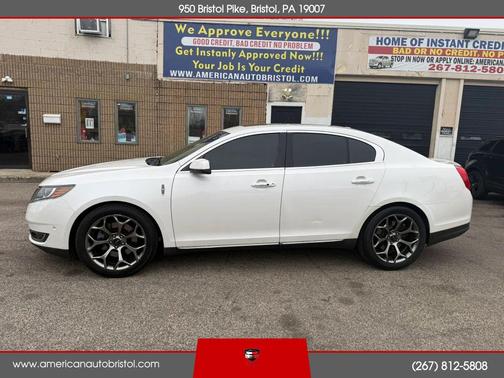 2015 Lincoln MKS Base