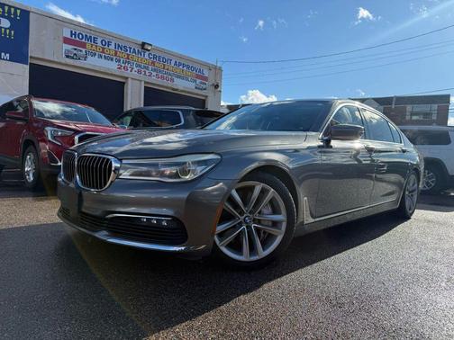 2016 BMW 750 i xDrive