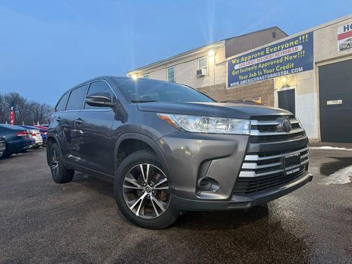 2018 Toyota Highlander LE