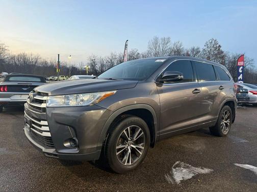 2018 Toyota Highlander LE