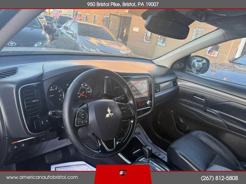 Gray 2020 Mitsubishi Outlander SP