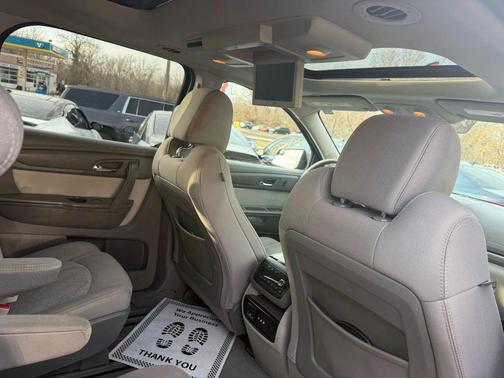 2013 GMC Acadia SLE-2