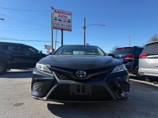 2019 Toyota Camry SE