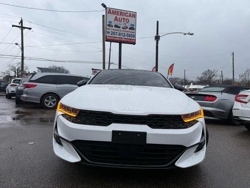 2022 Kia K5 GT-Line