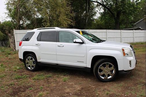 Olympic White 2011 GMC Terrain SLT-2