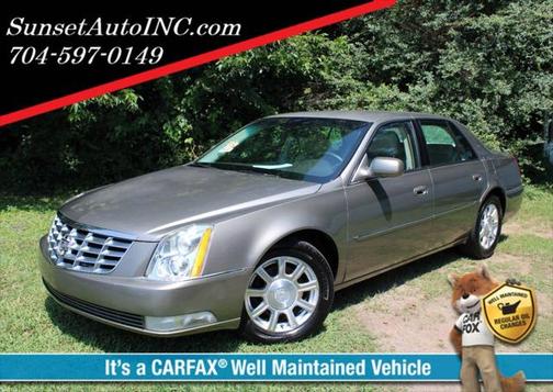2011 Cadillac DTS Base