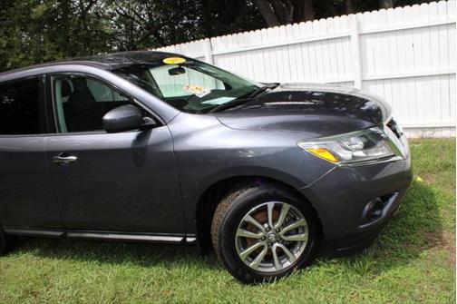 2014 Nissan Pathfinder S