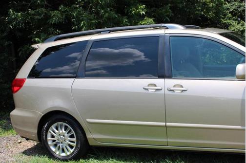 2009 Toyota Sienna XLE Limited