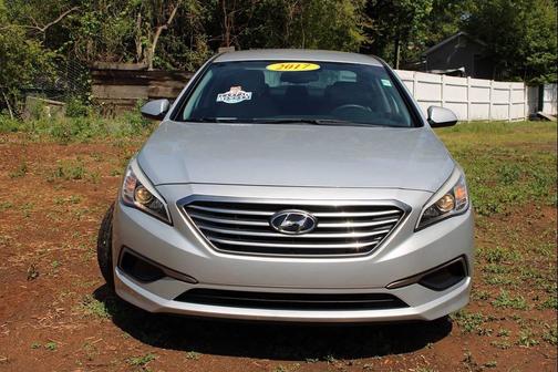 Symphony Silver 2016 Hyundai SONATA SE