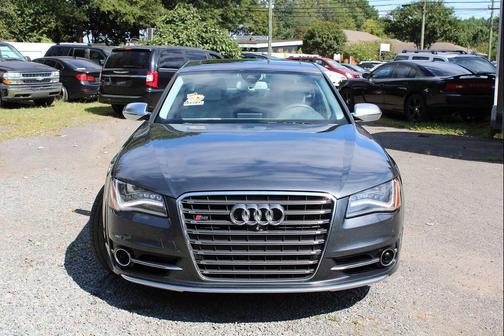 2013 Audi S8 4.0T