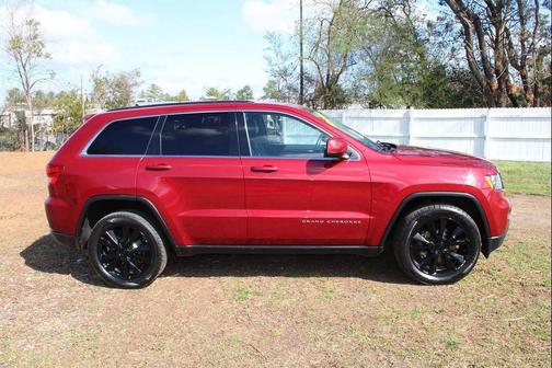 2012 Jeep Grand Cherokee Laredo