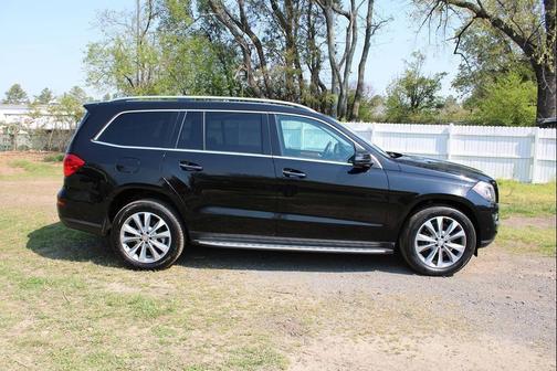 Obsidian Black Metallic 2015 Mercedes-Benz GL-Class 4MATIC