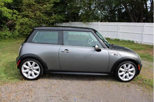 2005 MINI Cooper S Base