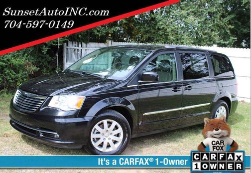 2012 Chrysler Town & Country Touring