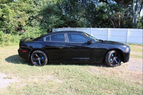2013 Dodge Charger SXT