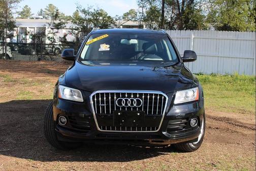 Mythos Black Metallic 2016 Audi Q5 2.0T Premium Plus