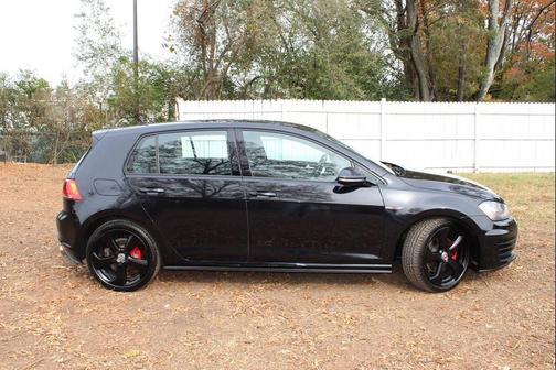 2015 Volkswagen Golf GTI 2.0T S 4-Door