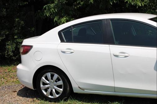2012 Mazda Mazda3 i Sport