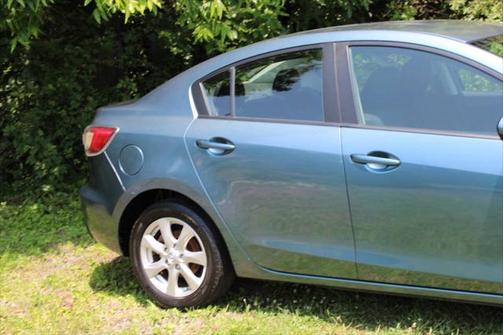 2011 Mazda Mazda3 i Touring