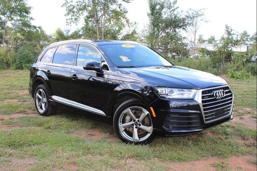 Orca Black Metallic 2018 Audi Q7 3.0T Prestige