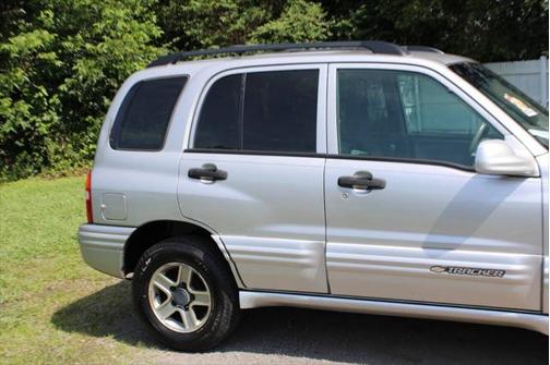 2004 Chevrolet Tracker LT