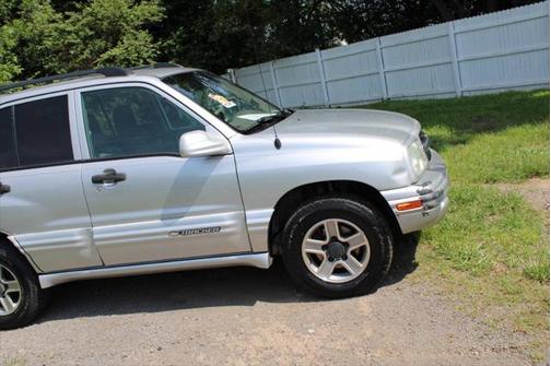2004 Chevrolet Tracker LT