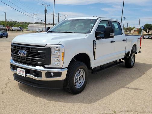 Oxford White 2026 Ford F-250 XL