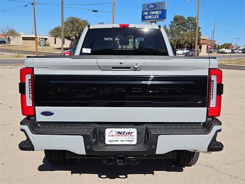 2026 Ford F-350 Platinum