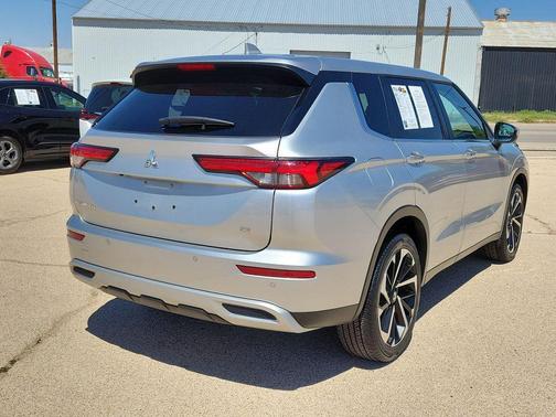 2024 Mitsubishi Outlander SE 2.5 2WD