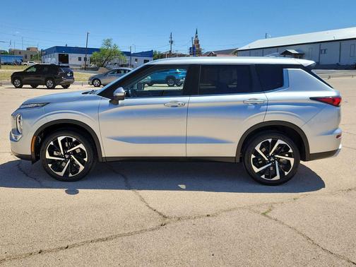 2024 Mitsubishi Outlander SE 2.5 2WD